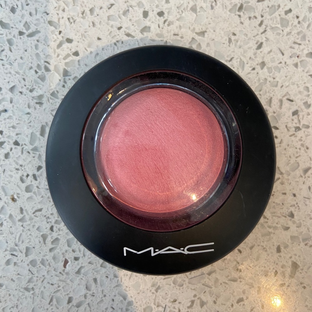 M.A.C Mineralized Blush
